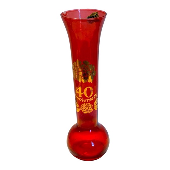 Hand made West Virginia Glass 40th Anniversary Vase. 8” tall. Pre owned 1984 - Picture 1 of 3